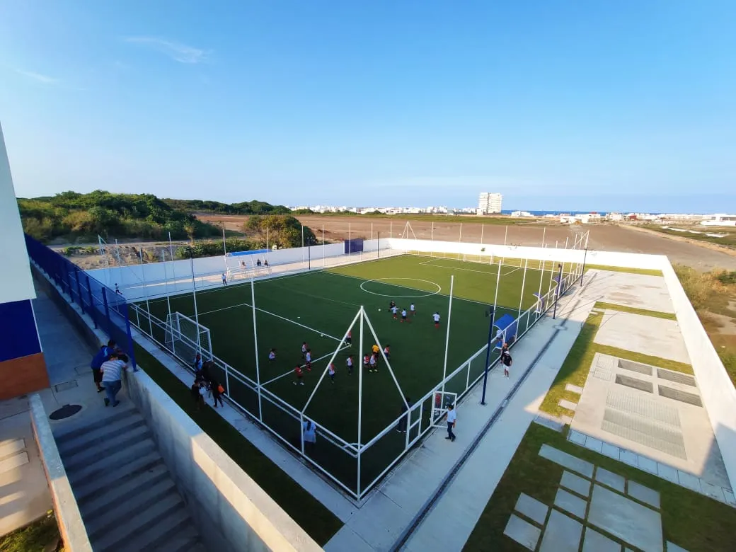 ÁREA DEPORTIVA