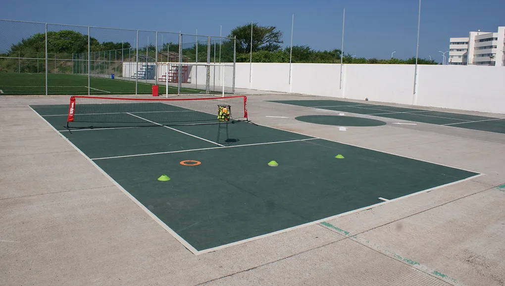 ÁREA DEPORTIVA